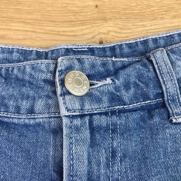 BDG Erin Hi Rise Shortie Jean Shorts 29 Lace Trim - Picture 4 of 8